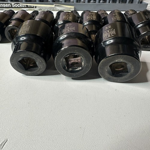 Jesse James West Coast Mac Tools 1/2” Drive Metric 12 Point Socket Set ( 24) - Picture 5 of 24