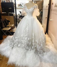 Feather Wedding Dresses Bridal Gowns Vintage Gothic Ball Gown Wedding Dress Plus