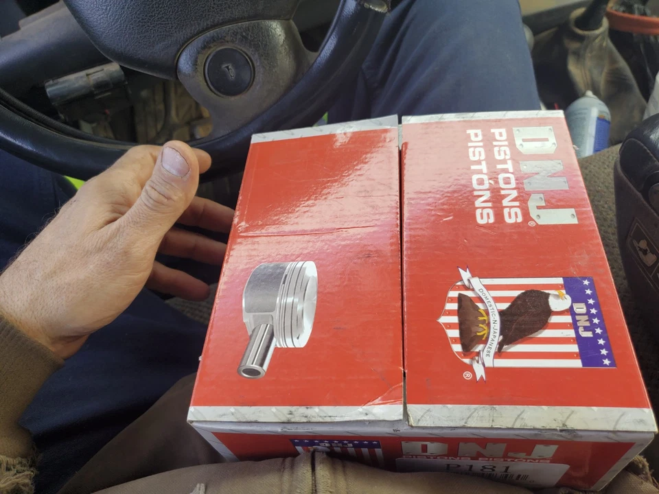 Комплект поршней двигателя DNJ P181 - Изображение 2 из 4