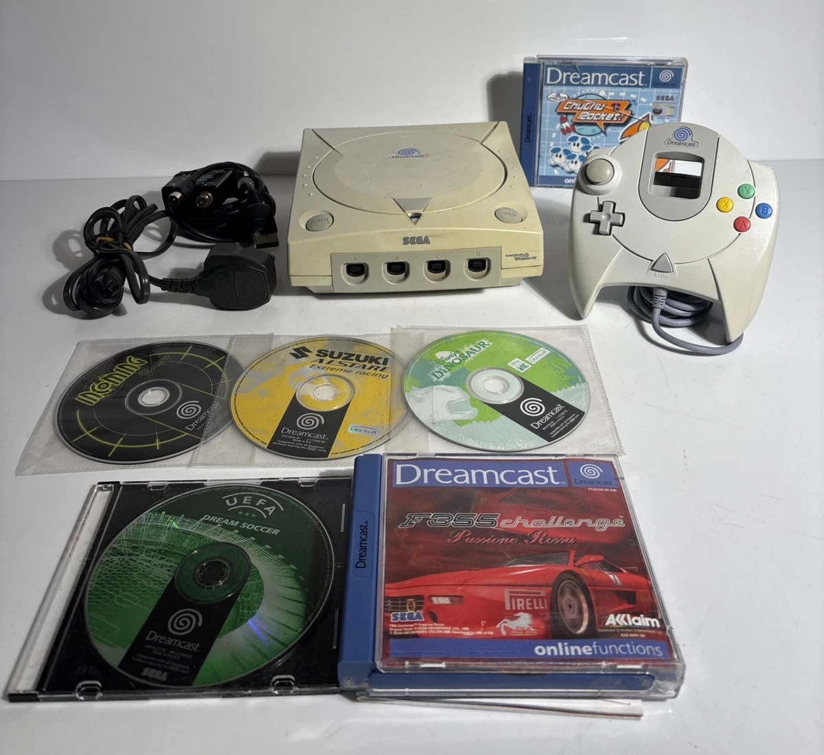 Pack Console Sega Dreamcast PAL Avec 2 Manettes, VMU Et Le Jeu Shenmue