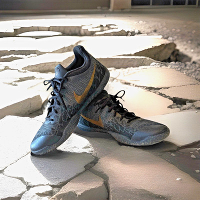 Nike Kobe Mamba Rage Gold Stars Basketball Shoes Size 10 Men s 908972