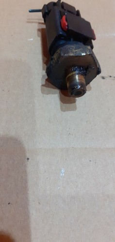 Jeep Grand Cherokee II Wj Wg Oil Pressure Switch - Picture 3 of 3