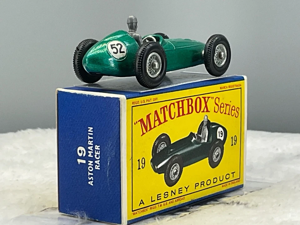 Matchbox Lesney#.19C Aston Martin Racing”#52”1961 Mint,in “D-2”box all orig, - Image 4 of 4
