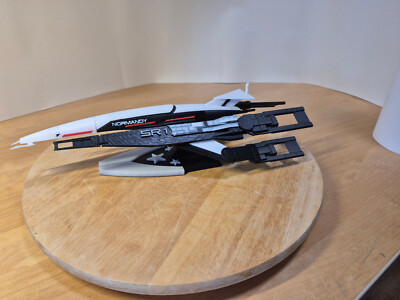 3D-gedrucktes Modell: Normandy SR-1   47 cm x 19 cm    PLA   Sammlerstück  