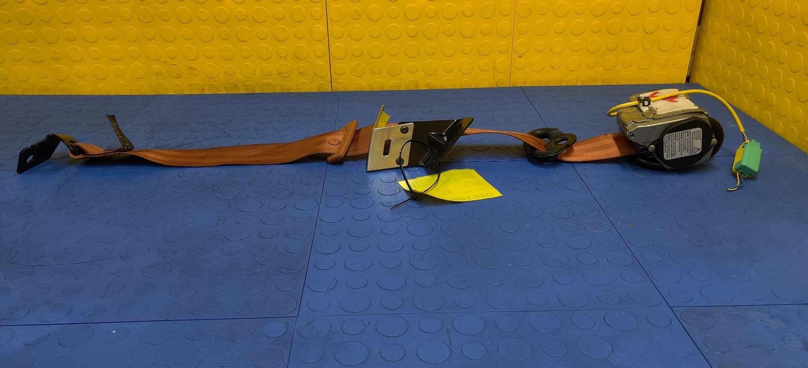 06 07 08 09 BENTLEY Continental GT Coupe Rear Left Seat Belt OEM 3W3857705A