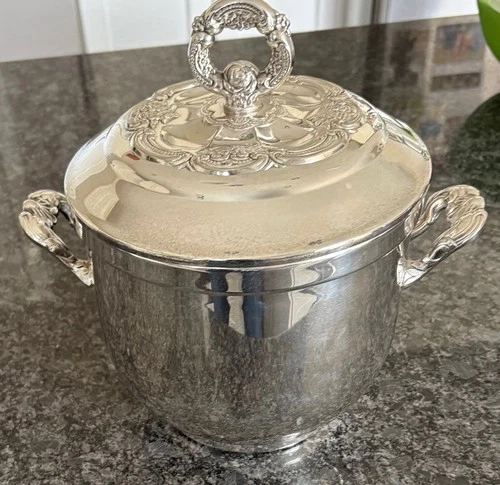 Vintage Oneida NY USA Silverplate Ice Bucket w/ Lid & Handles Milk Glass Ornate