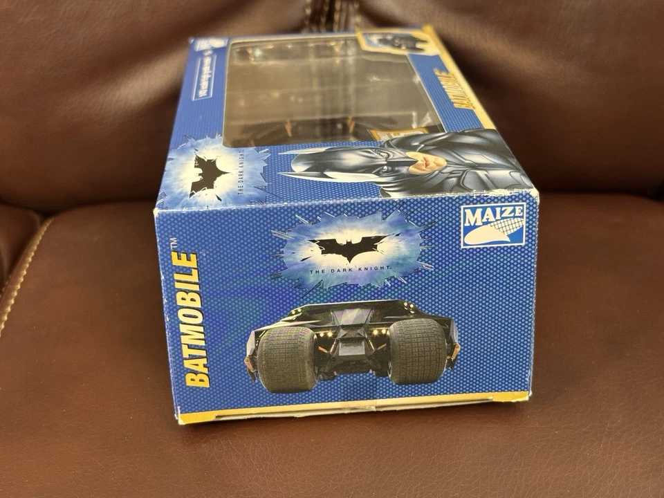 Batimóvil MAIZE The Dark Knight BATMAN escala 1/43 vaso negro luces de trabajo Foto 4 de 4