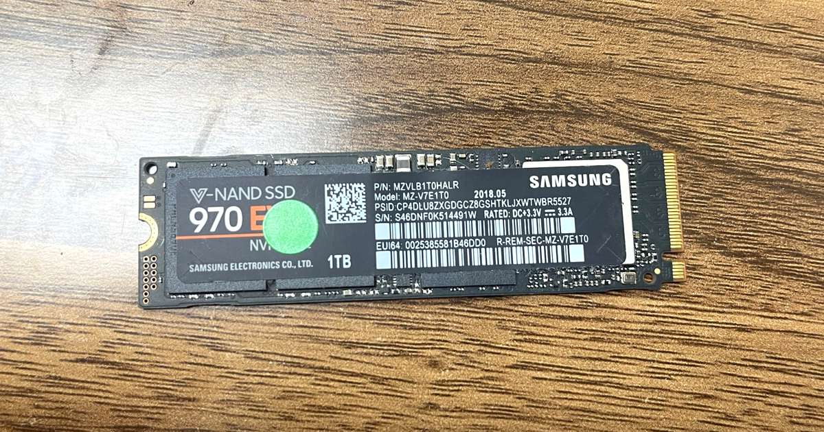 Samung 970 EVO MZ-V7E2T0 2TB M.2 2280 NVMe PCIe 3.0 x4 Solid State
