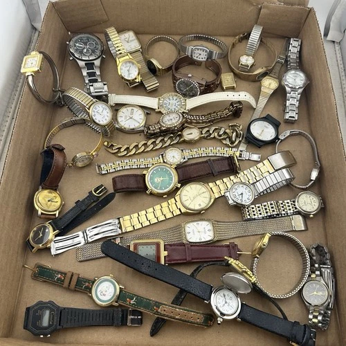 Vintage Men’s & Ladies Estate Junk Watch Lot Quartz Watches - SOLD AS IS