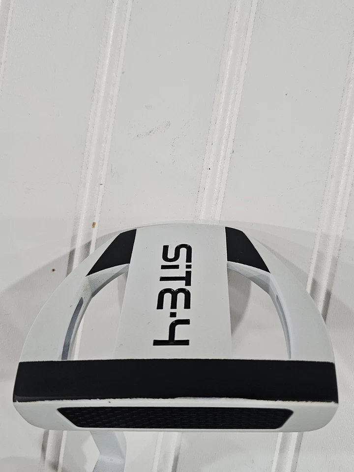 Pinimeadow Golf Putter Site-4 Gently Used - Image 2 of 4