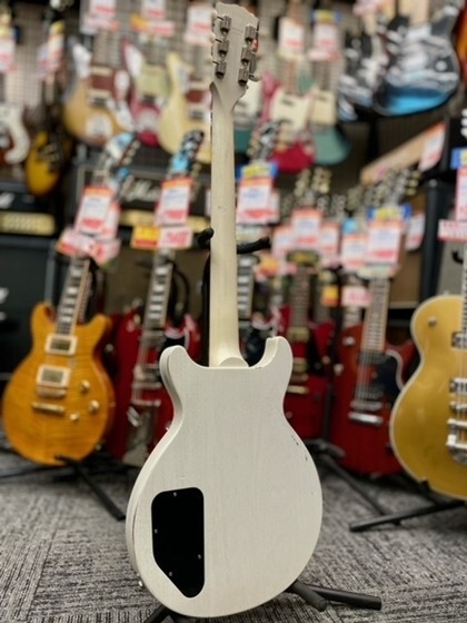 gibson Les Paul studio faded ホワイト gibson Les Paul studio faded ホワイト