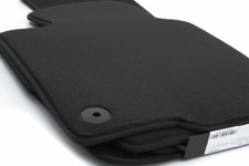 4x Velours Fußmatten passend für Skoda Superb 4-teilig Auto Teppich Innen Matten