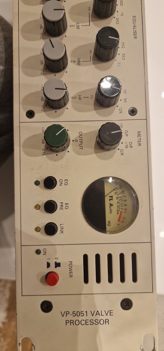 TL Audio VP5051 マイクプリアンプ　コンプレッサー TL Audio VP-5051 (マイクプリアンプ）サウンド等状態チェック