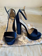 STEVE MADDEN Gonzo velvet platform sandals in Dark Blue size 37 eur = 7 US
