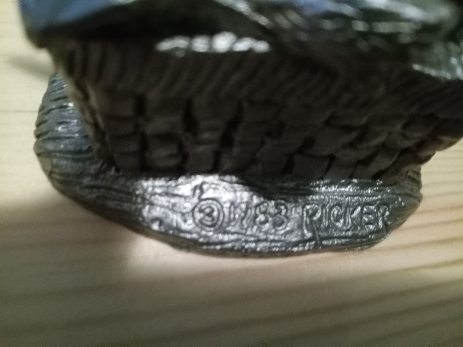 Picture 2 of 2