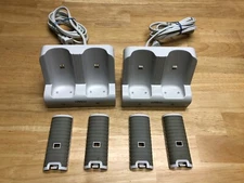 Nintendo Wii 2 Nyko Charge Stations + 4 Rechargeable Battery Pack Covers
