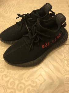 black yeezys size 6