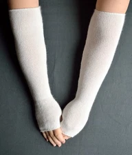 Handmade, knitted 100% cashmere arm warmers