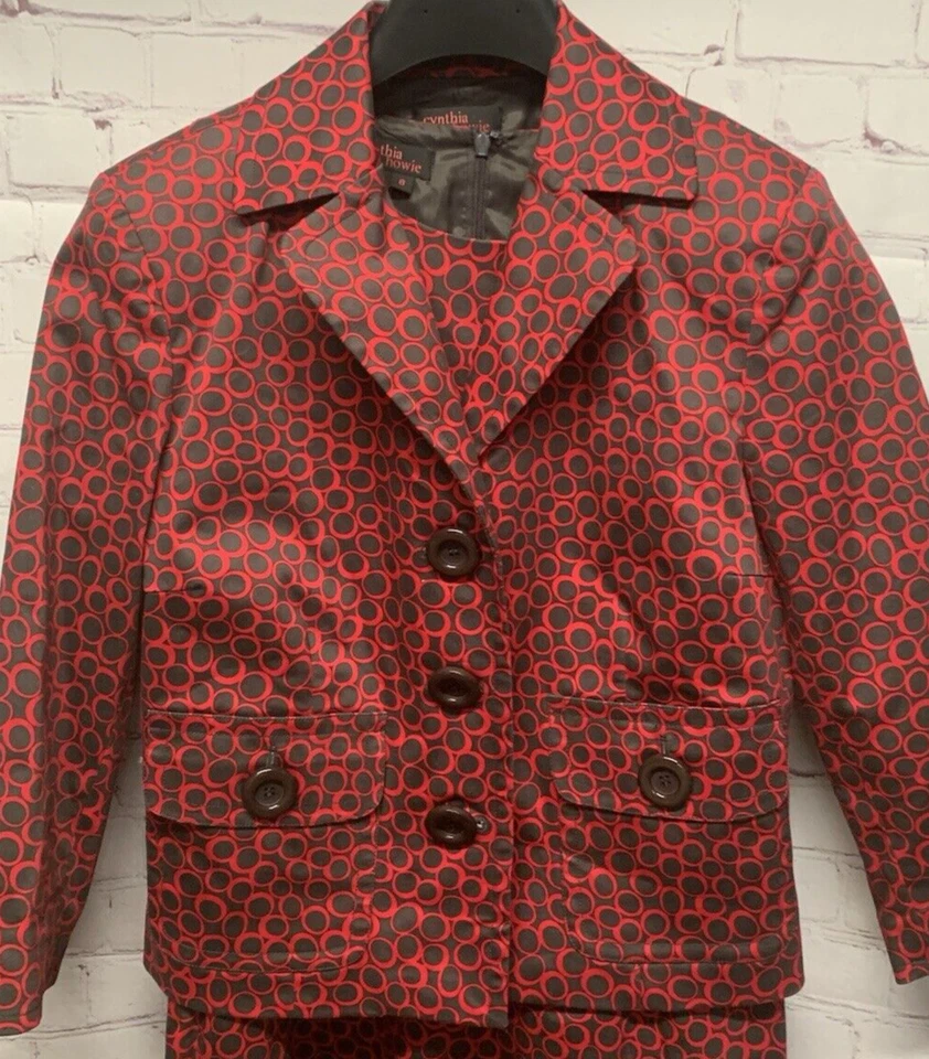 Cynthia Howie Women's Dress Suit Size 8 (36" Chest) Red/Black - Image 3 of 4