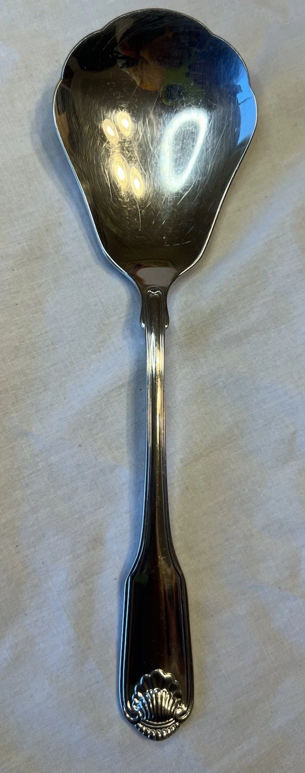 Oneida Classic Shell Heirloom Stainless Casserole Serve Spoon Cube Mark USA