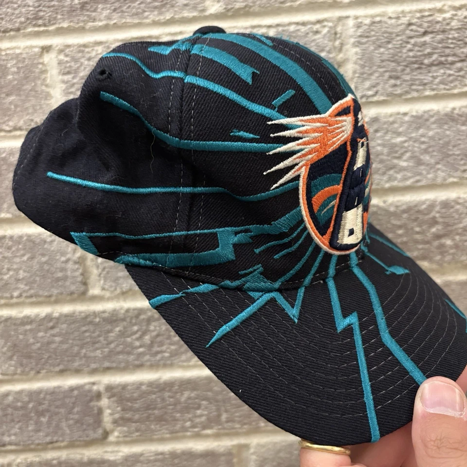 Винтажная стартовая шляпа 90-х New York Islanders Collision Shatter - РЕДКАЯ - Изображение 3 из 4