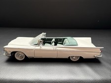 Road Signature 1959 Buick Electra 225 weiß Cabrio 1:18 TOP-Zustand in OVP