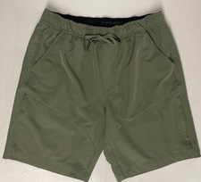 GERRY Men  s Pull-On Trail Shorts GREEN 4-Way Stretch MEDIUM Zip Pockets Elastic