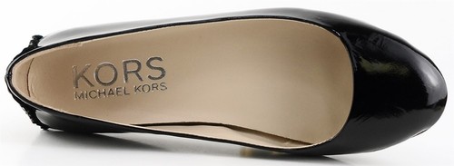 $150 KORS MICHAEL KORS ODETTE Black Patent Leather Designer Comfort Flats 5.5 - Picture 4 of 4