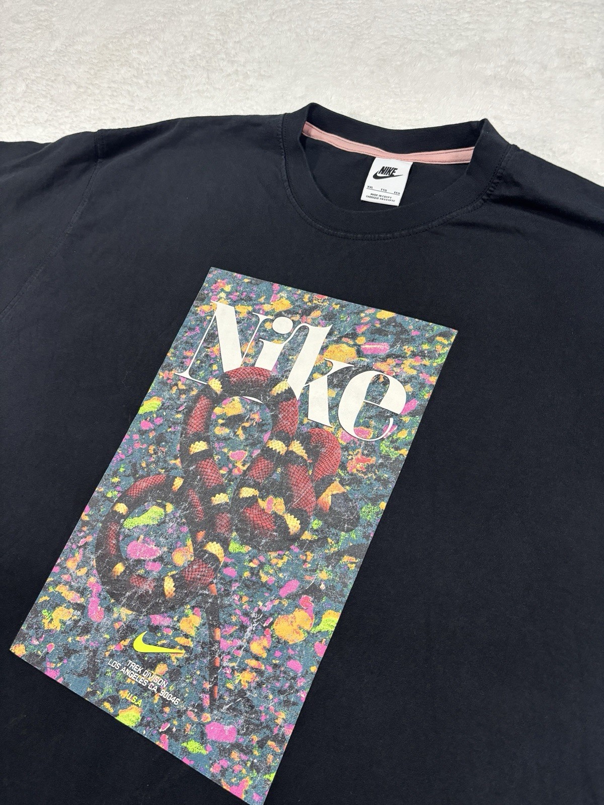 Nike Sportswear Snake Graphic Print T-Shirt Black DV0001 Men’s Size 2XL