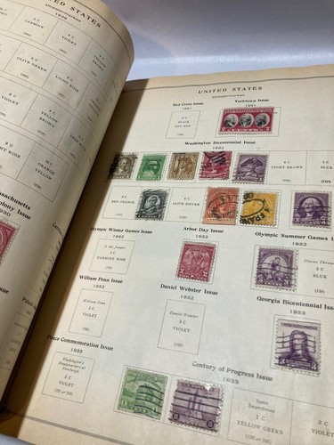 RARE ANTIQUE ALBUM 1935 INTERNATIONAL POSTAGE STAMP JUNIOR EDITION MANY STAMPS - Picture 6 of 17