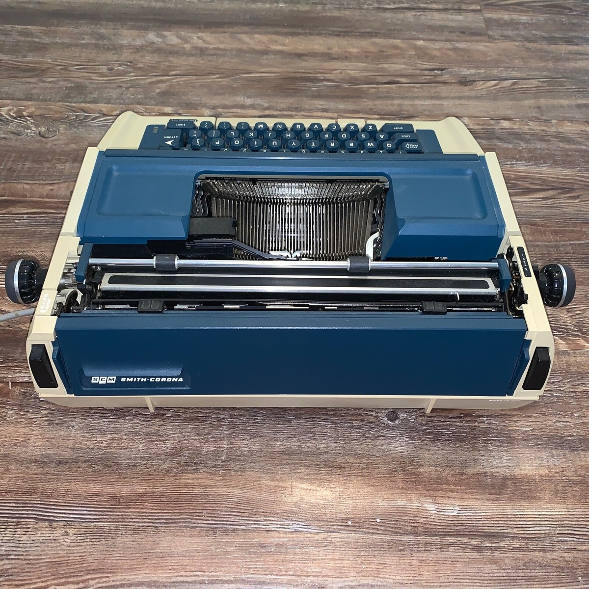 Smith Corona Coronamatic 2500 電動タイプライター 1980's SMITH CORONA CORONAMATIC 2500 Electric Typewriter | eBay