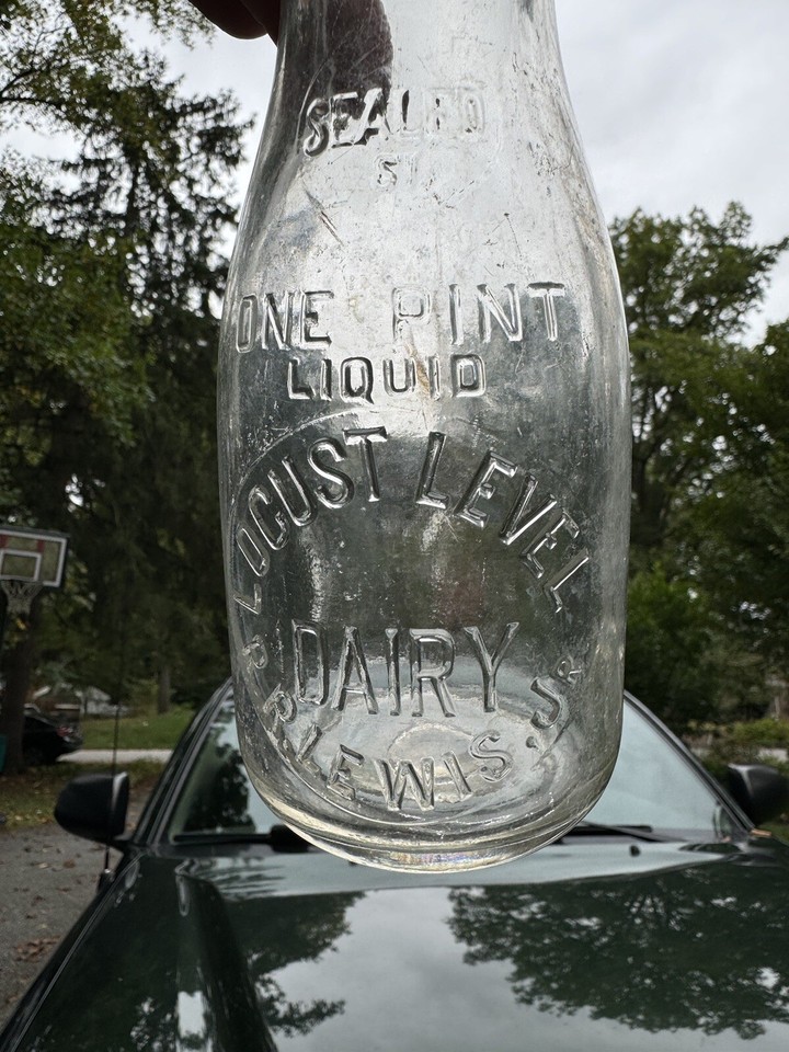 Pt Milk Bottle Locust Level Dairy R R Lewis Jr Frederick MD Maryland