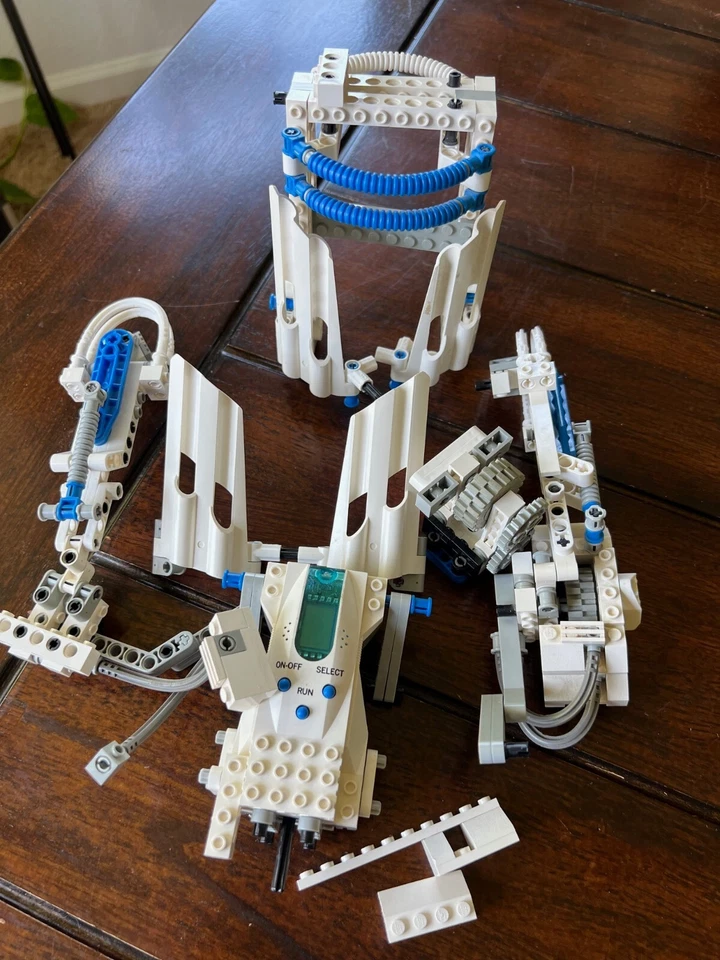 LEGO Star Wars MINDSTORMS Droid Developer Kit (9748) Partial Parts - Image 2 of 2