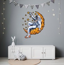 Space Man on the Moon Wall Decal,Astronaut and Stars Wall Art se211