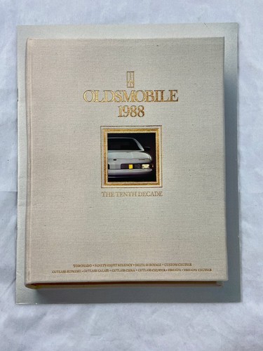 Vintage - 1988 - OLDSMOBILE - Brochure - TORONADO - DELTA 88 - CALAIS - CUTLASS
