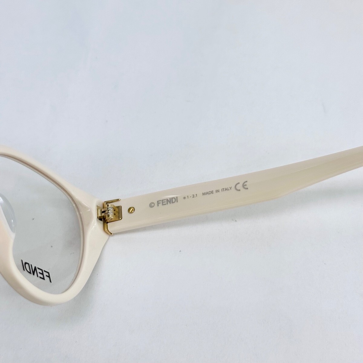 FENDI ROMA 50020 Ivory Gold Logo Cat Eyeglasses Optical  display picture 1
