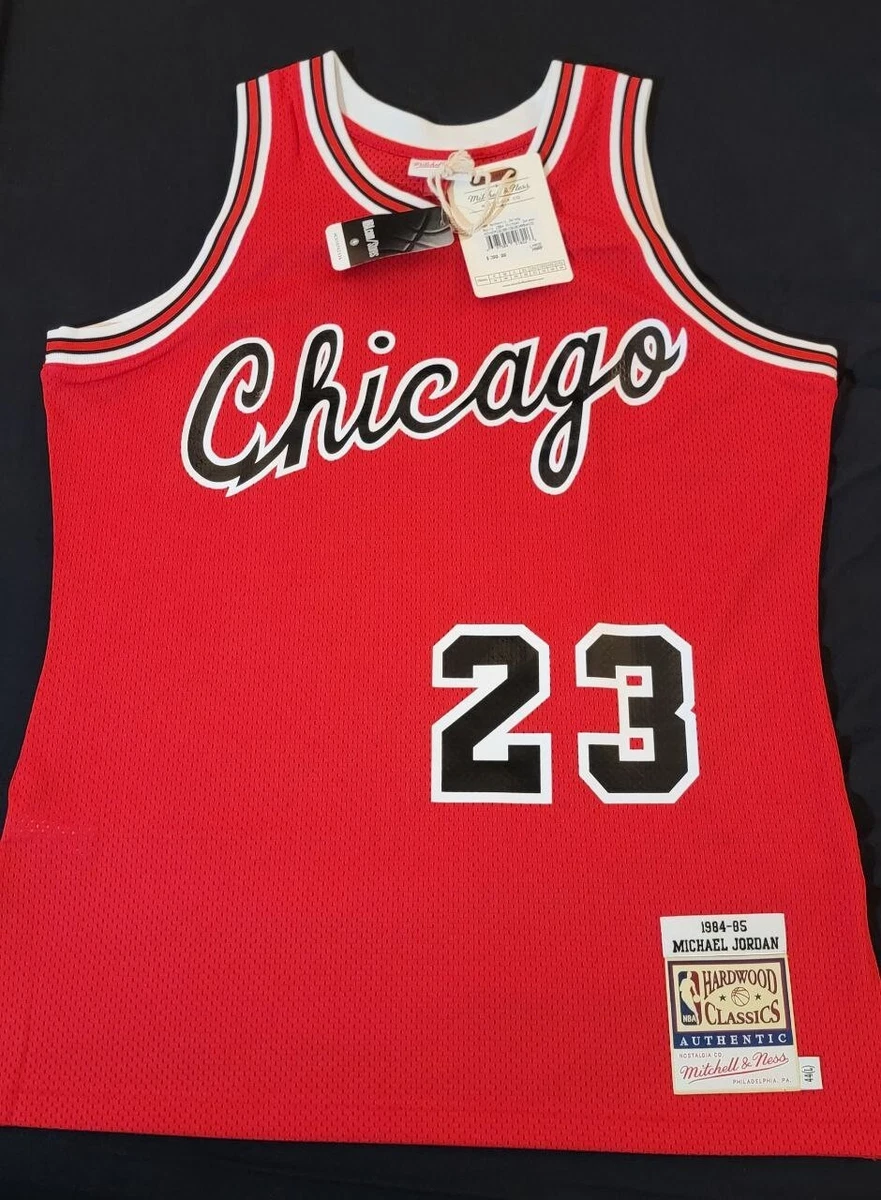 Authentic Jersey Chicago Bulls 1984-85 Michael Jordan - Shop