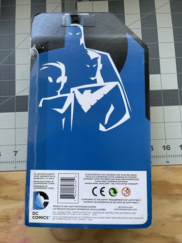 DC Collectibles The New Batman Adventures Batgirl Action Figure - Picture 2 of 3