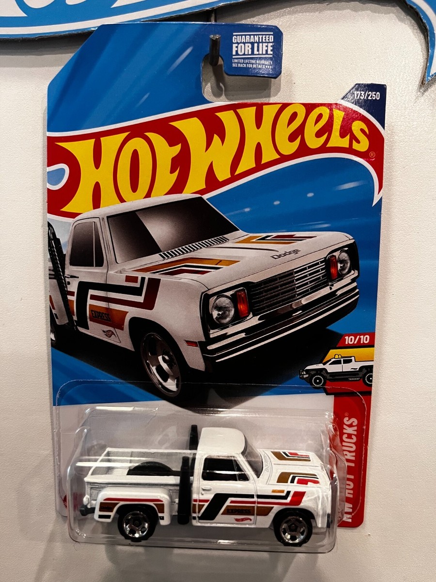 ミニカー Hot wheels TRUCKS 2025 HOT WHEELS WHITE 1978 DODGE LI'L RED EXPRESS TRUCK 10