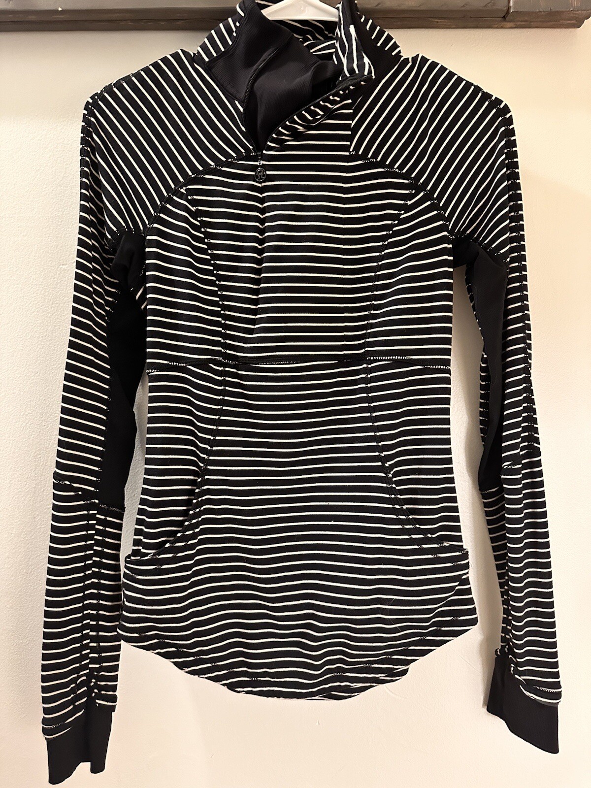 Lululemon Base Runner Pullover Top Half Zip Strip… - image 1