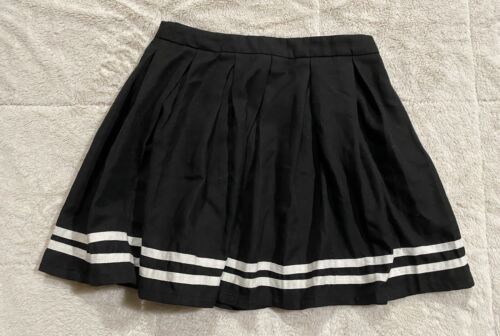 Hot Topic Pleated Black Skirt Size Small Skater P… - image 1