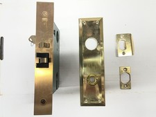 Door Latch And Lock Assembly