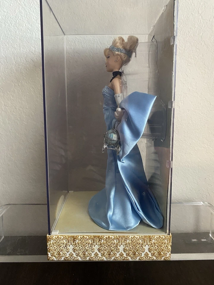 Disney 11" Limited Edition Designer Princess Doll Cinderella 2011 #2269 /8000 - Image 2 of 4