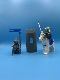 Lego Set 6026 King Leo Knights Kingdom Vintage Castle Minifigures Horse Extras