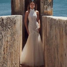 Beadings Bride Wedding Dresses for Mariages Appliques Halter Backless Customised