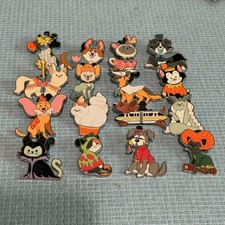 (You Pick) 2026 Disney Parks Cats & Dogs Hall...