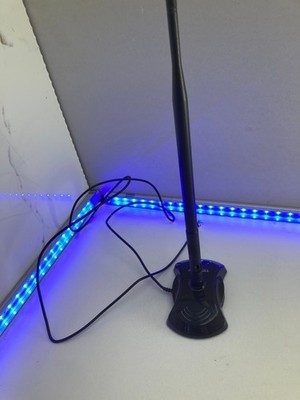 TP-Link 2,4 GHz 8 dBi Desktop Antenne TL-ANT2408C mit Standfuß #277