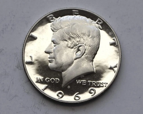 1969-S KENNEDY HALF DOLLAR CAMEO PROOF UNCIRCULATED (JFK69-13)