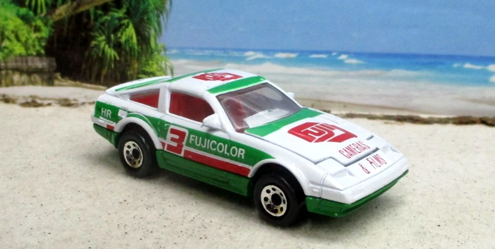 まっちぼー Amazon.com: Matchbox MBX Construction 28/120 Orange Mini Dozer