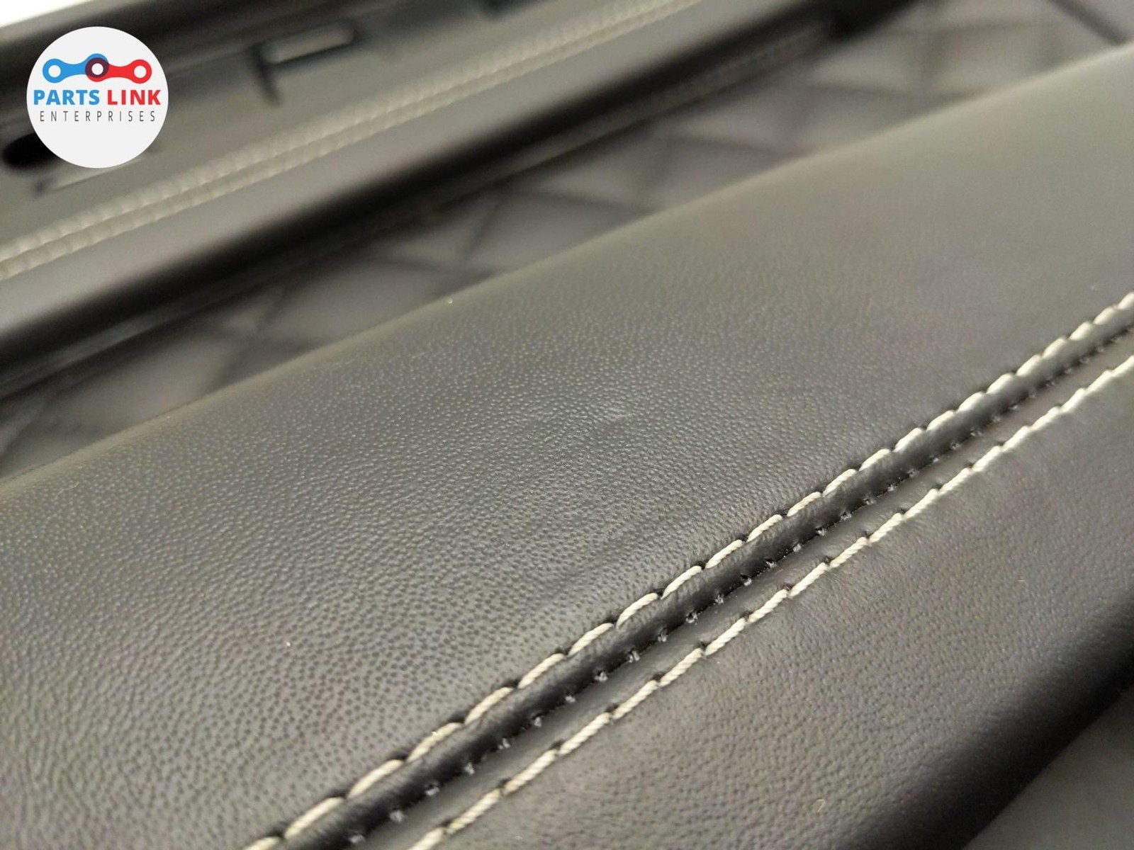 Bentley Bentayga Speed 2016-2020 Front Right Cover panel